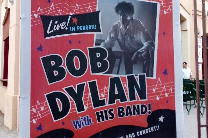 Bob Dylan: la irreverencia de un viejo amigo